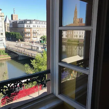 Quai Des Pecheurs Apartment Strasbourg